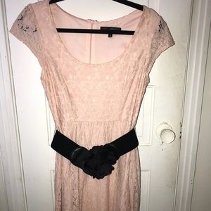 Pink Lace Dress w Black Belt | Size Large Juniors